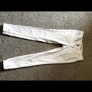 WHITE HOLLISTER JEANS size 5S